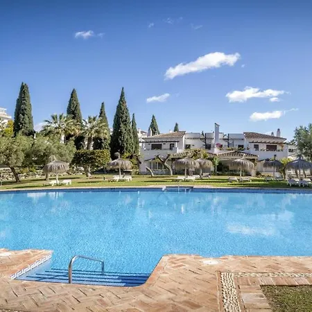 Vivi Homes - Casa Nobu Pool, Garden, Patio & Apartment *