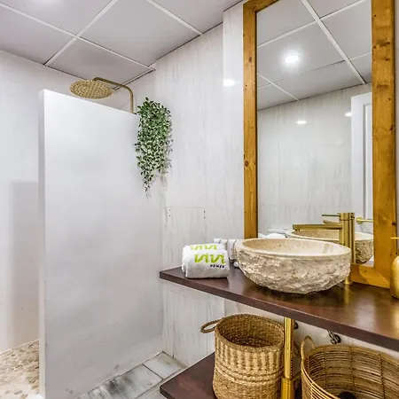 Vivi Homes - Casa Nobu Pool, Garden, Patio & *