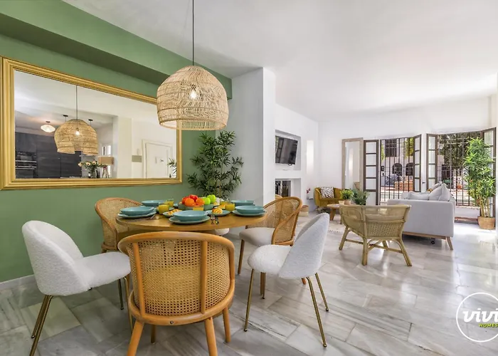 Vivi Homes - Casa Nobu Pool, Garden, Patio&beach *