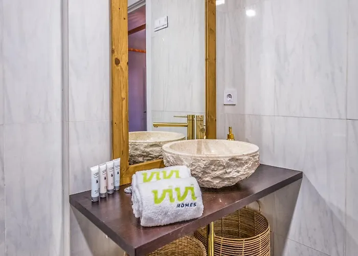 Апартаменты Vivi Homes - Casa Nobu Pool, Garden, Patio & Марбелья