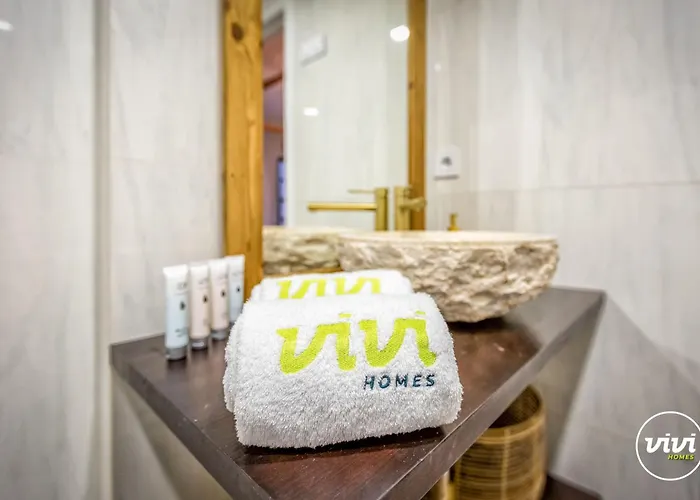 Vivi Homes - Casa Nobu Pool, Garden, Patio & *