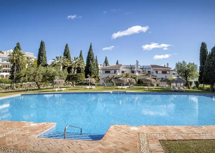 Vivi Homes - Casa Nobu Pool, Garden, Patio & Apartament *