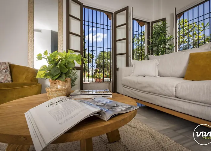 Vivi Homes - Casa Nobu Pool, Garden, Patio & * Marbella