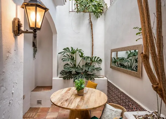 Vivi Homes - Casa Nobu Pool, Garden, Patio & *