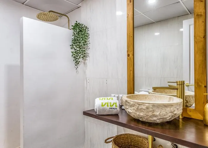 Vivi Homes - Casa Nobu Pool, Garden, Patio & *